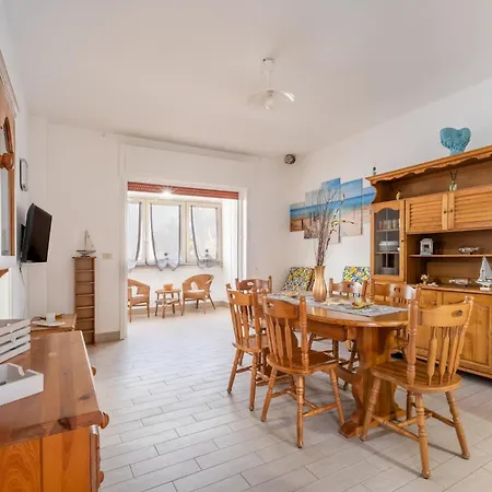 Rossini 14 Centro E Mare A Piedi Holiday home