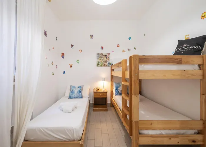 Rossini 14 Centro E Mare A Piedi Ferienhaus